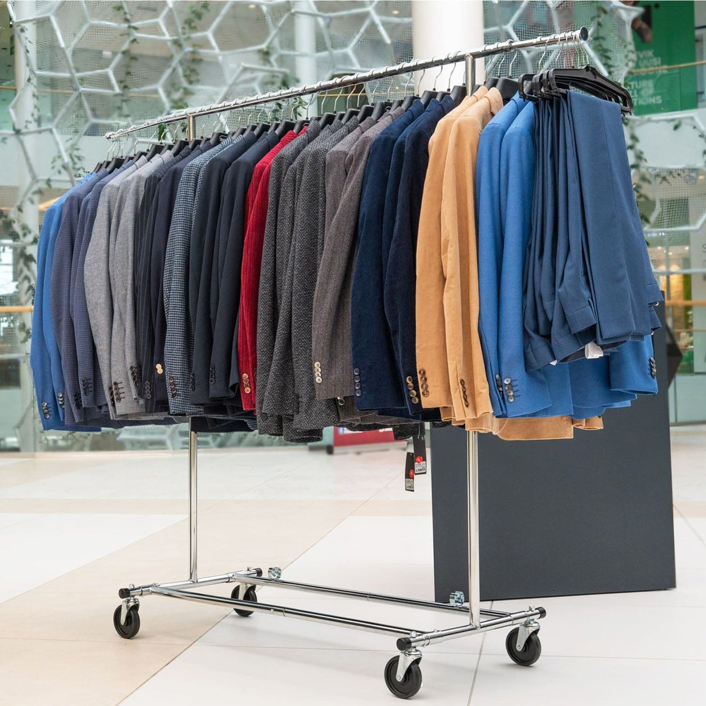 Guarda-roupa dobrável, cabideiro resistente, guarda-roupa de tecido, estável, com rodas, até 100 kg, Tatkraft Drogo & Big, 3