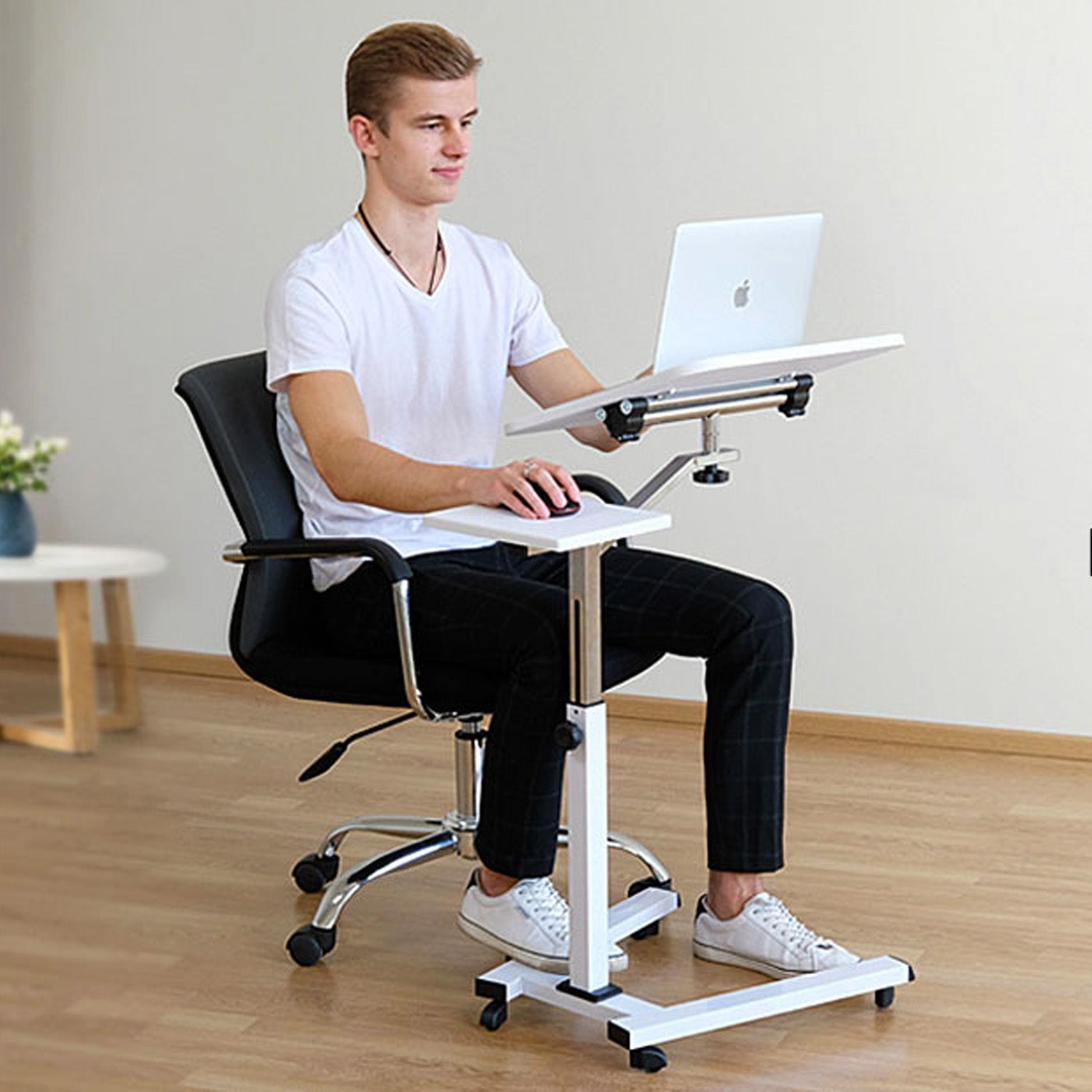 Mesa para laptop ajustável em altura, sofá para mesa para laptop, com prateleira para mouse, com rodas, aço, branco, Tatkraft Like, 10